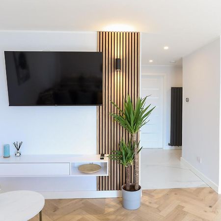 Luxurious City Centre Apartment Perth Esterno foto