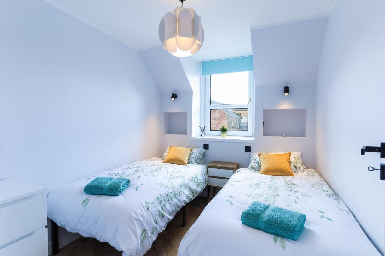 Luxurious City Centre Apartment Perth Esterno foto