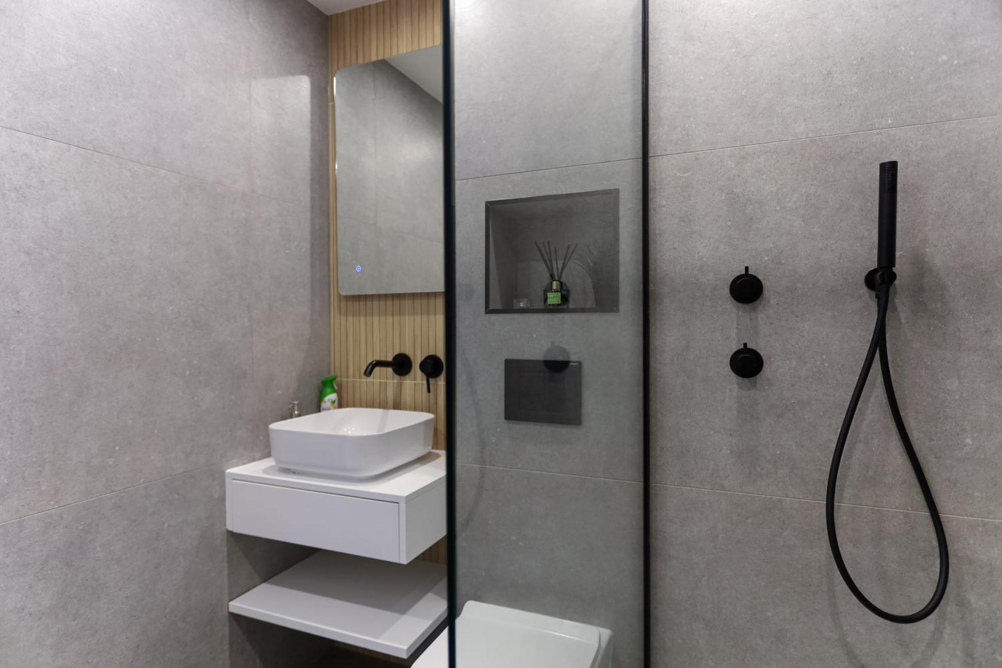Luxurious City Centre Apartment Perth Esterno foto